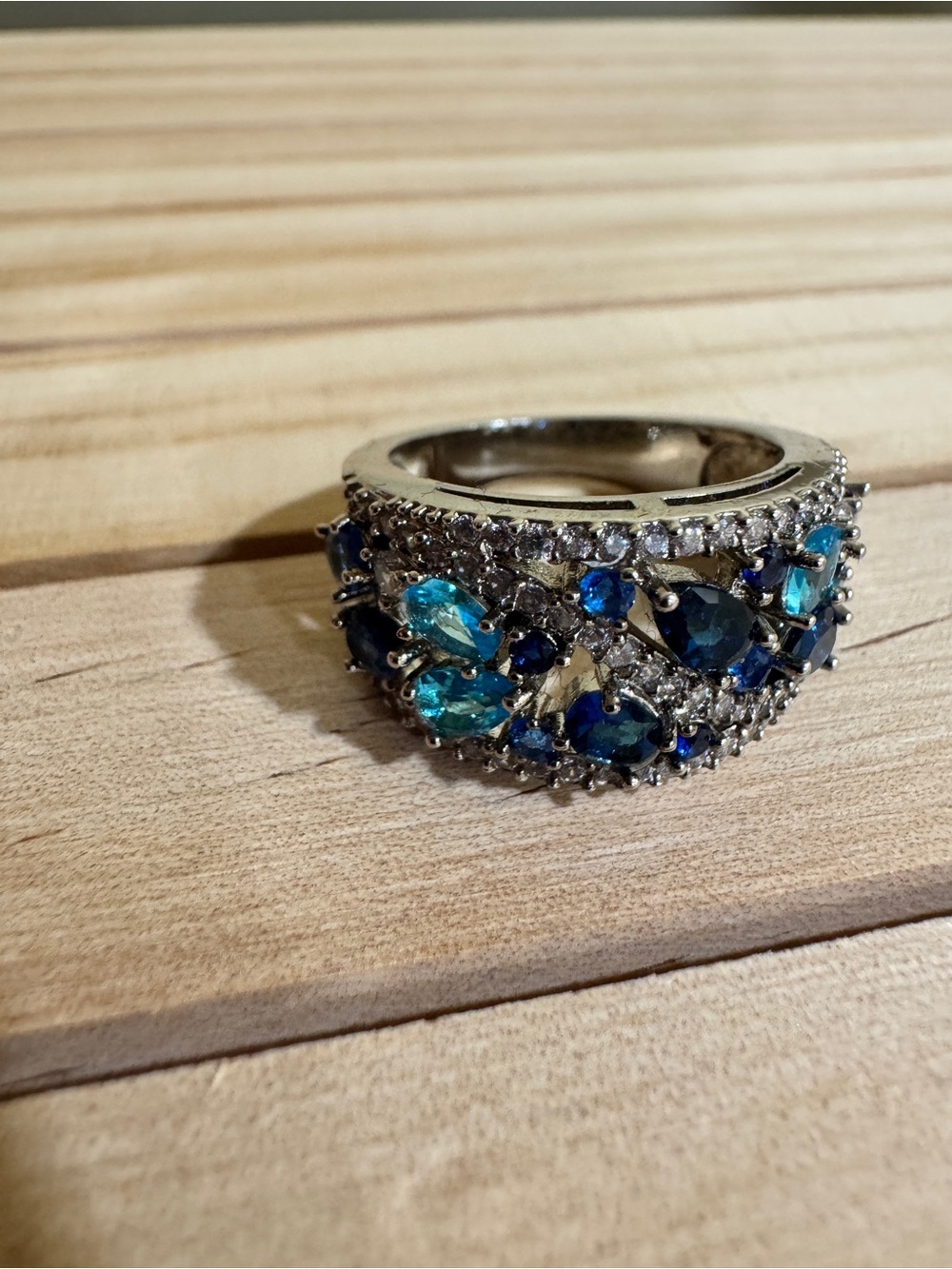 Size 7 Blue Crystal Statement Ring - Women's Jewelry